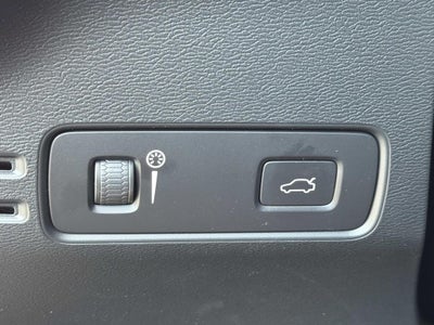 2021 Volvo XC40 R-Design