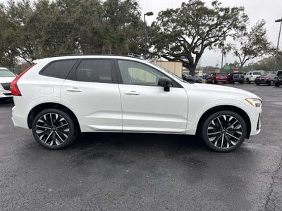 2026 Volvo XC60 B5 Ultra