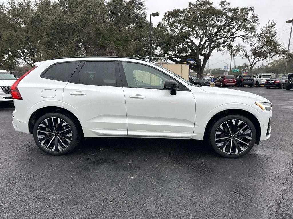2026 Volvo XC60 B5 Ultra